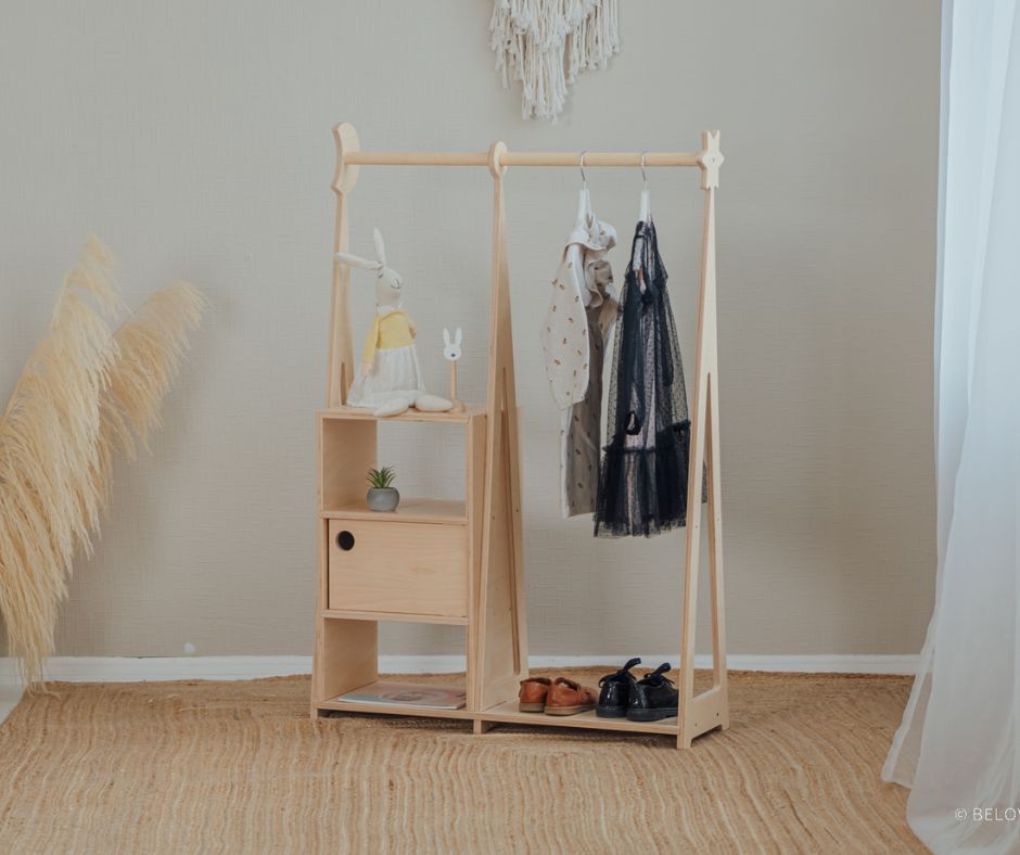 Geliebte Montessori-Garderobe